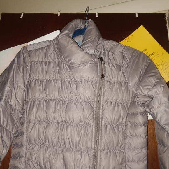 ATHLETA downalicious down quilted jacket XS - Picture 6 of 10